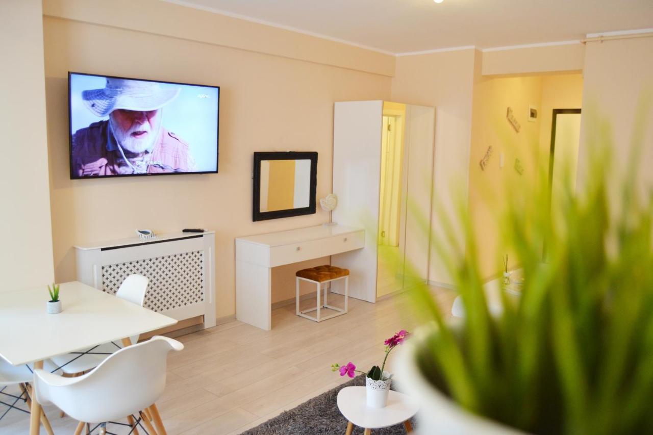 Caesar'S Studio Mamaia-Nord Exterior photo